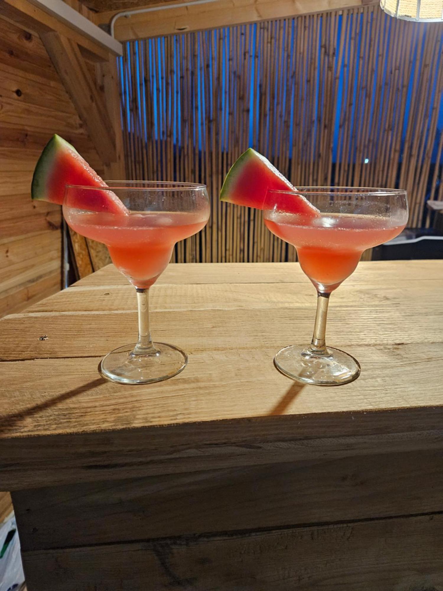 Mar A Lago Glamping23 Douăzeci şi Trei August Dış mekan fotoğraf